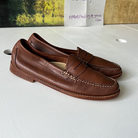 🇺🇸Weekjuns G.H. Bass & co handcrafted size 9.5M brown leather classic moccasins - Picture 2 of 16